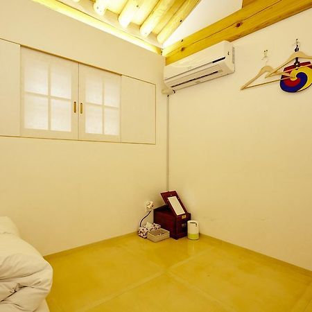 Hanok 24 Guesthouse Gyeongbokgung Seoul Exterior foto